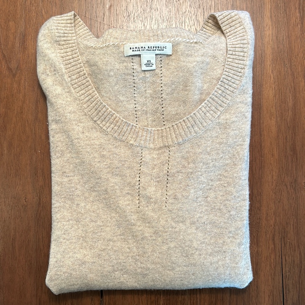 Wool and cashmere sweater